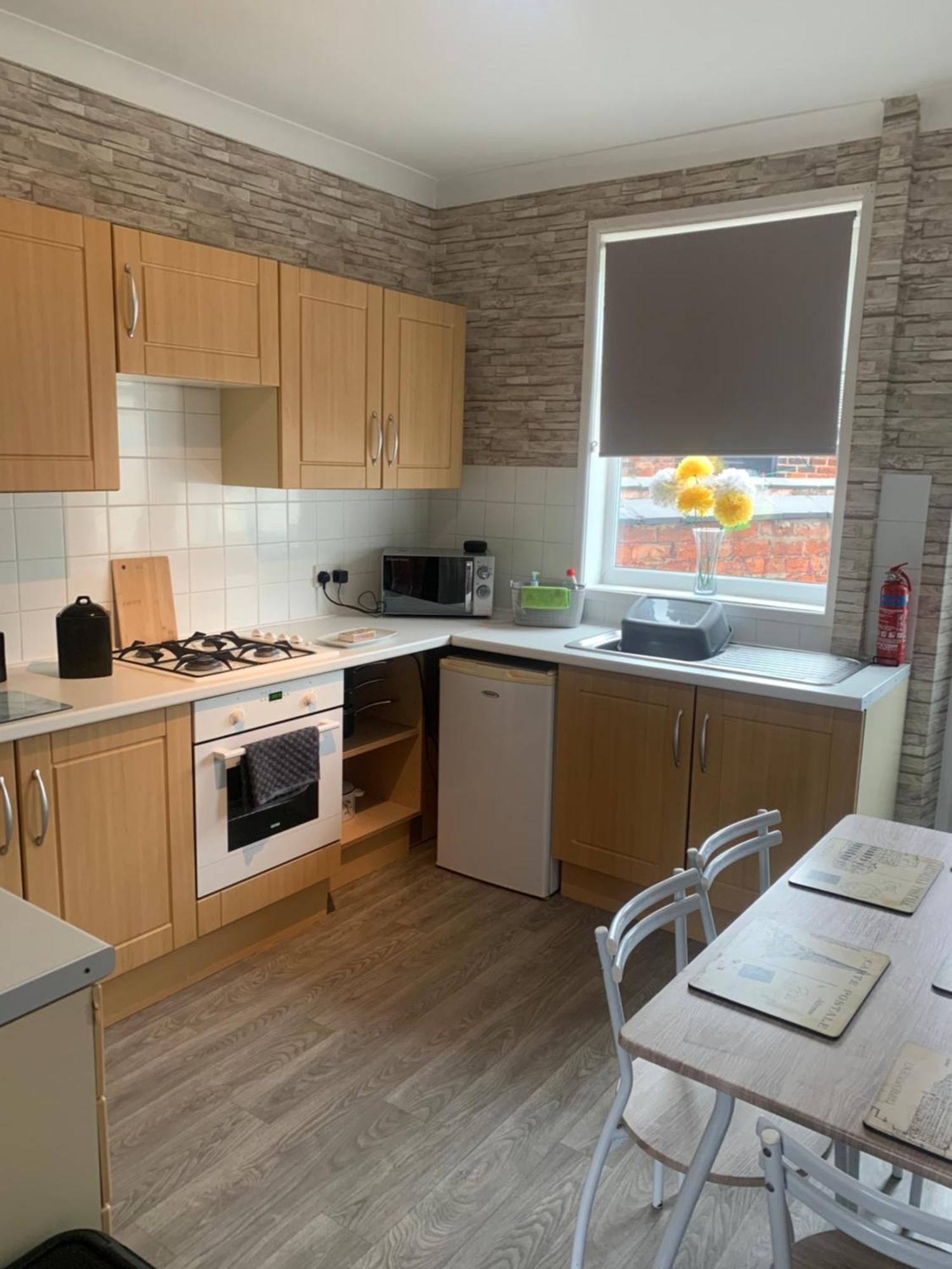 Hewitt Place Крю Екстериор снимка